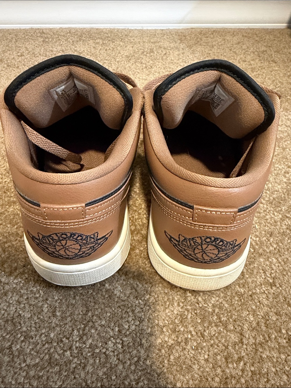 Women’s Jordan Dunks Low-Top Sneakers - Black and Brown - Picture 4 of 4